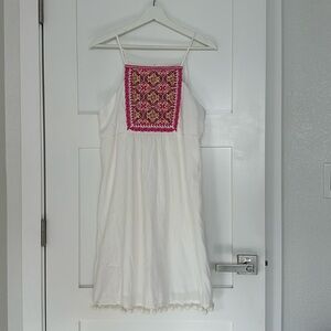 NWT Francesca‘s White Pink Embroidered Summer Dress Tank